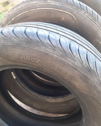 N° 4 pneumatici 215/60/R16 in buone condizioni