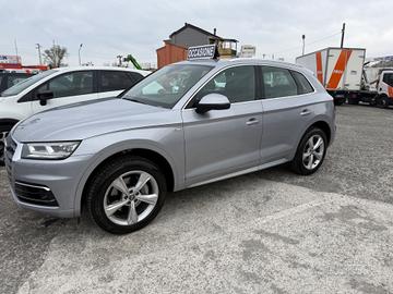 Audi Q5 2.0 TDI 190 CV quattro S tronic Business S