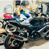 Suzuki gsx e 1000 k5