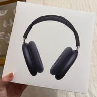 AirPods Max with Smart Case