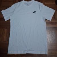 maglietta Nike taglia M