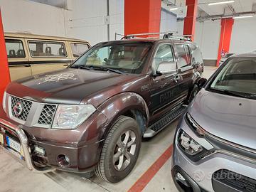 Nissan Pathfinder 