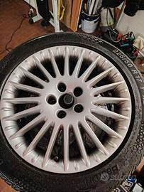 Cerchi e Gomme 17' Alfa