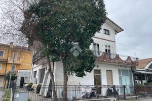 COMPLESSO A SAN MAURO PASCOLI