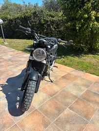 Husqvarna svartpilen 125