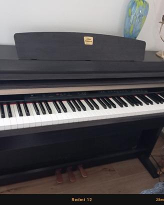 pianoforte Yamaha Clavinova 