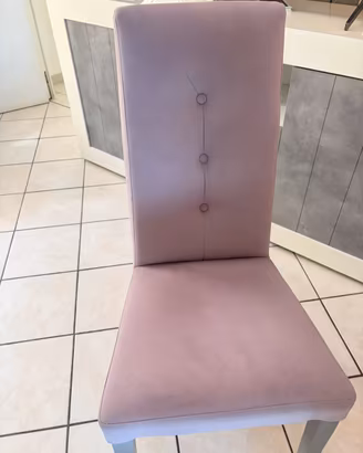 Tavolo in vetro allungabile  compreso sedie
