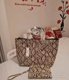 BORSA CON BORSELLINO MARCA CARPISA