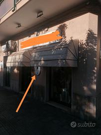 Tende da sole con struttura portante 