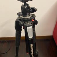 Treppiede  Manfrotto MT055XPRO3 + testa 494RC2