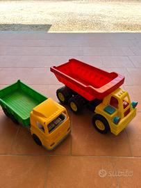 Camion giocattolo