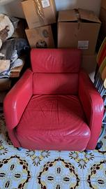 Poltrona rossa  in pelle  Marinelli