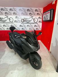 Honda Forza 125