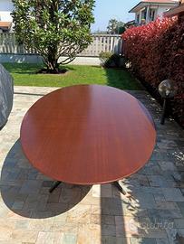 Tavolo da interno ed esterno