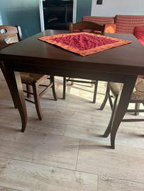 Tavolo in legno
