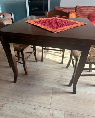 Tavolo in legno