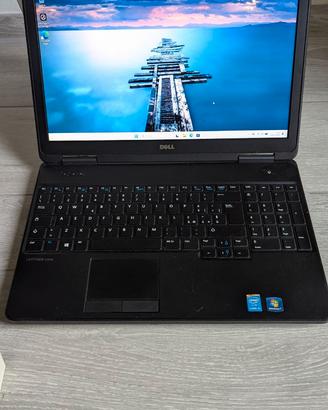 PC Portatile DELL E5540 i3 8GB SSD Funzionante