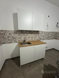 Mini Cucina con lavello e pensile