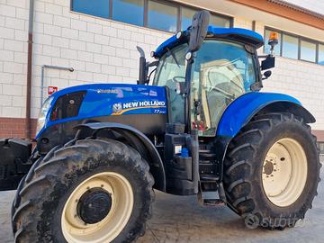 New Holland T7.200