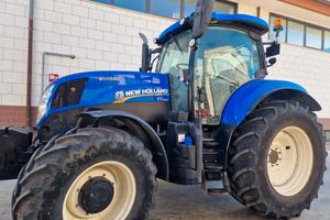 New Holland T7.200