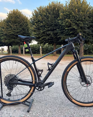 Cube Elite C62 One