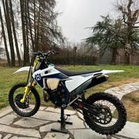 Husqvarna TE300 i