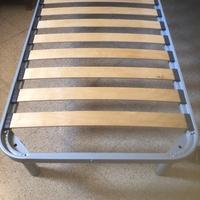 Rete singola doghe in legno più materasso NUOVI