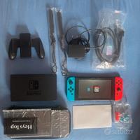 Nintendo Switch perfetta completa di tutto + gioco