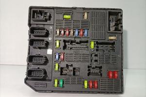 CENTRALINA PORTA FUSIBILI RENAULT Scenic X MOD 284