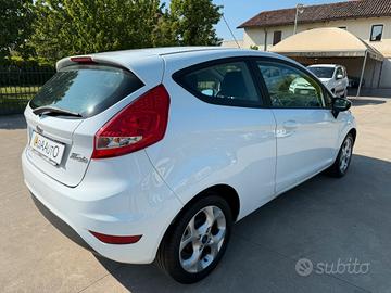 Ford Fiesta 1.2 benz 107.000 KM