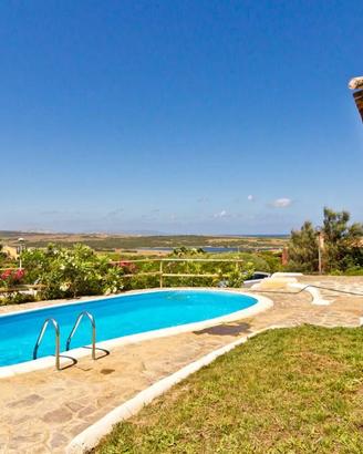 Villa di 199 m² con 5 locali a Stintino