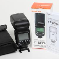 FLASH GODOX TT685c