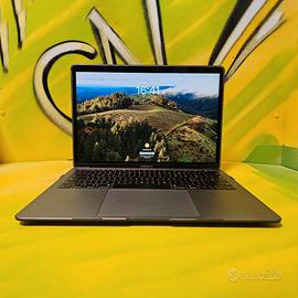 MacBook Air 2018 (13" Retina) | Intel i5 & 8GB RAM