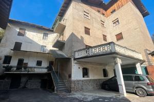 Casa indipendente ampia metratura in centro storic