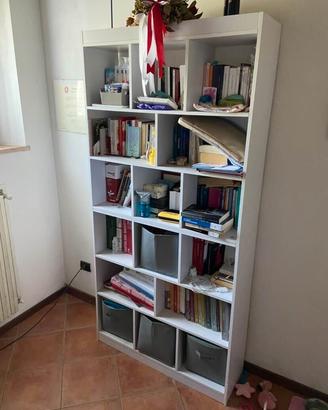 Libreria bianca