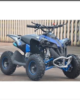 Quad bambini con motore a 2 tempi benzina nuovo.