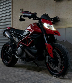 Hypermotard 950