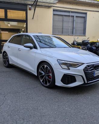 AUDI S3 SPB TFSI 310 CV quattro S tronic Matrix
