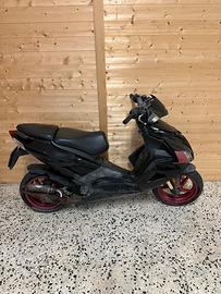 Aprilia sr factory 50