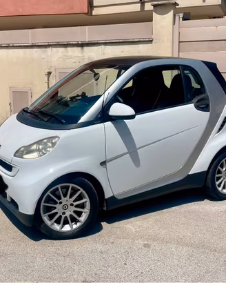 SMART fortwo 1000 52 kW coupé pure