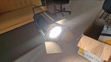 faroetto da teatro DTS scena 2000