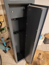 Porta fucili - fuciliera a 5 posti blindata