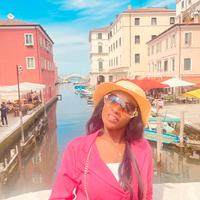 CAMERIERA e AIUTO CUOCA