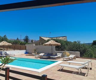 Appartamenti in Villa con piscina a Sciacca