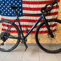 POSEIDON Bici gravel