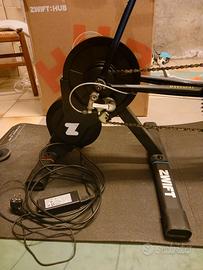 Rullo smart Zwift One , con Zwift play
