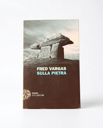 Fred Vargas- Sulla Pietra