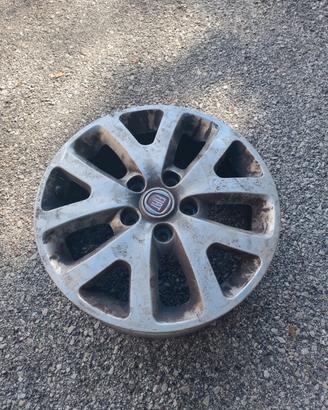 cerchi in lega per Fiat sedici r16