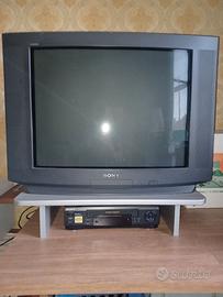 Televisore e Videoregistratore Sony