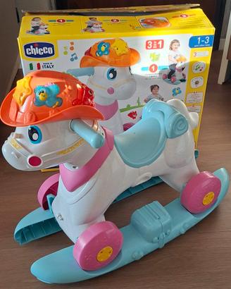cavallo a dondolo chicco